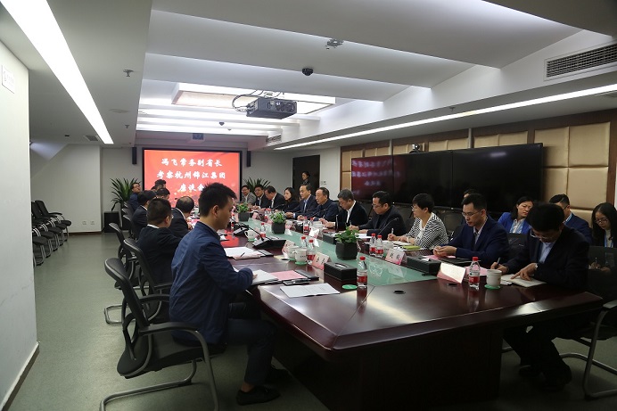 1541577051937458.jpg 會(huì)場(chǎng)小圖1.jpg